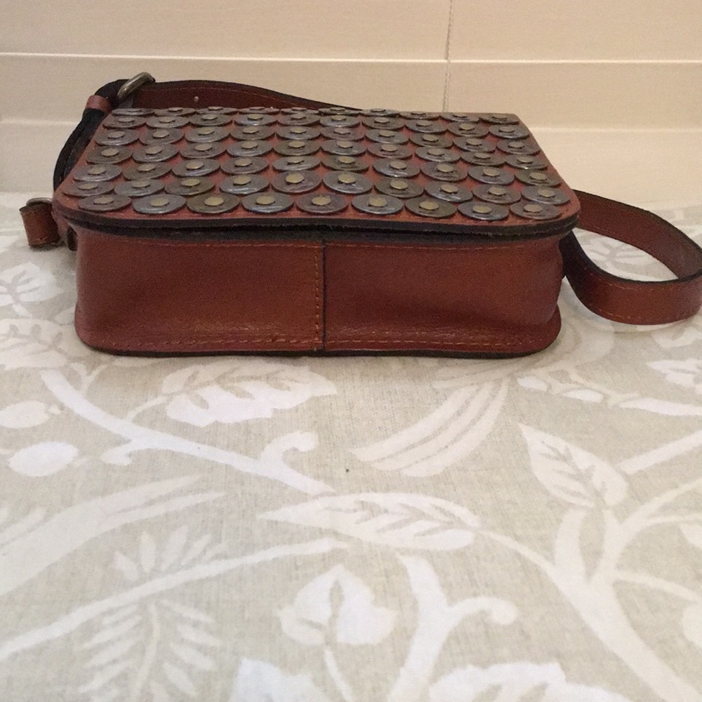 Patricia Nash Coin Rivoli Tan Crossbody - Picture 6 of 8